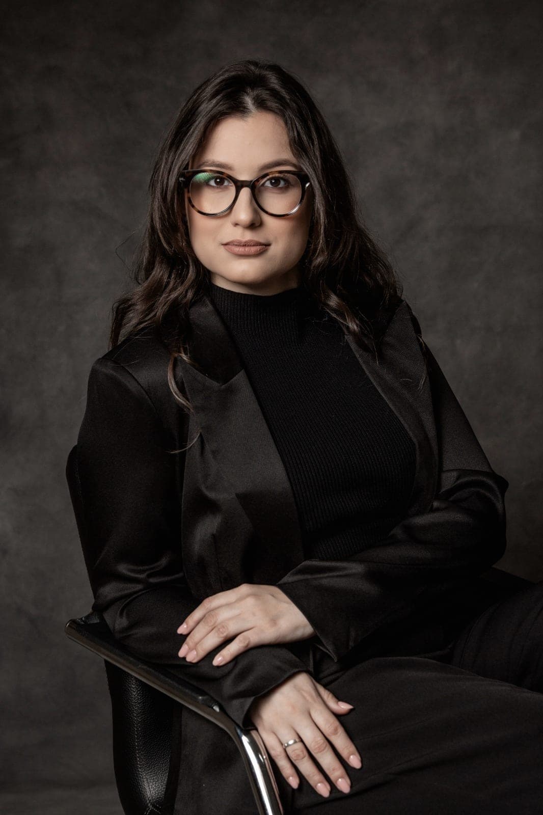 Maria Eduarda Reinehr da Silva, advogada, retrato de estúdio